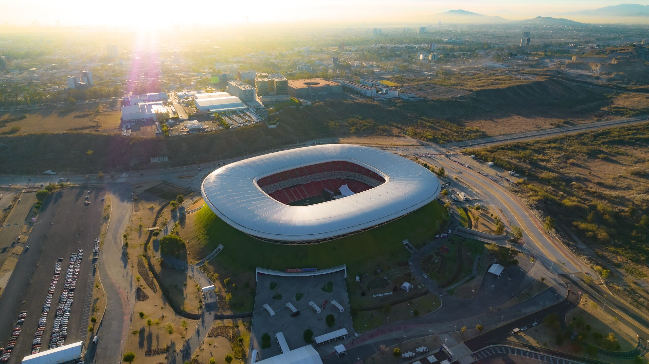 Sostenibilidad Ambiental, Economía Circular y Directrices Ecológicas en Estadios Modernos
